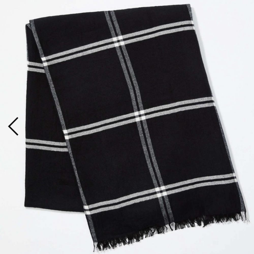 New LOFT blanket scarf